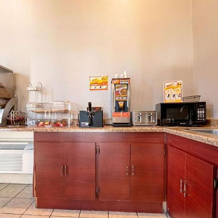 Econo Lodge Кент Экстерьер фото